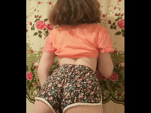 ❤️ Sexy na batang babe na hinuhubad ang kanyang shorts sa camera ❤ super sex sa tl.tradewin.top ☑